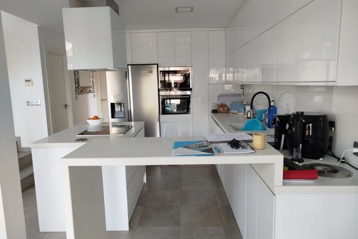 Image No.12-3 Bed Semi-Detached for sale