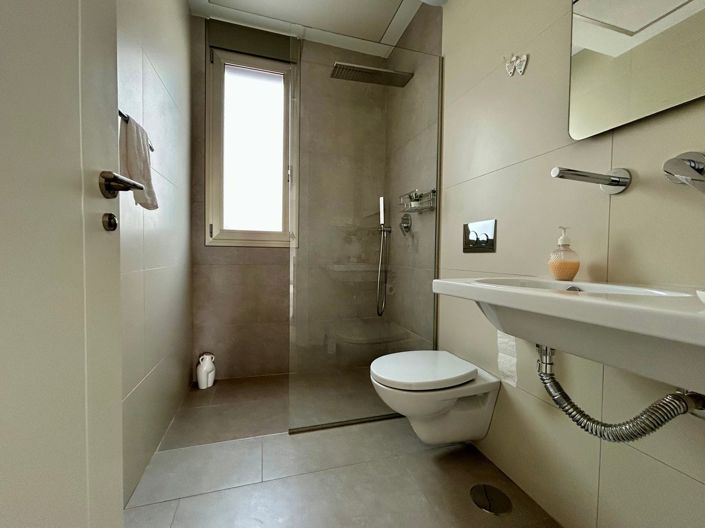 Image No.16-3 Bed Villa for sale