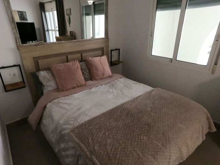 Image No.16-3 Bed Townhouse for sale