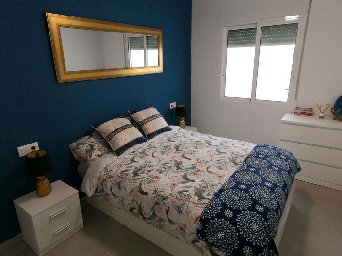 Image No.18-3 Bed Townhouse for sale