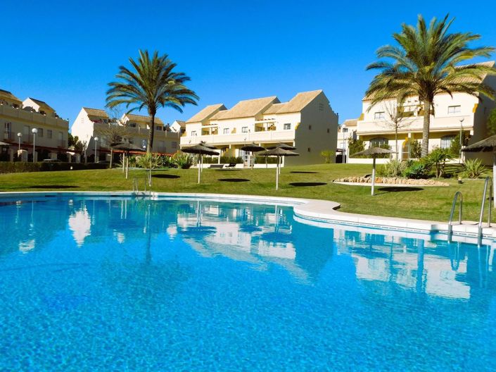 Image No.21-3 Bed Townhouse for sale