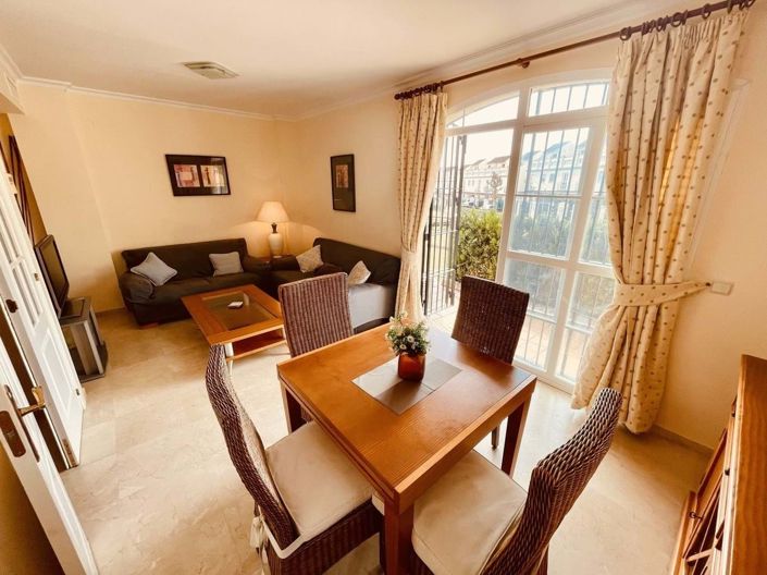 Image No.4-3 Bed Townhouse for sale