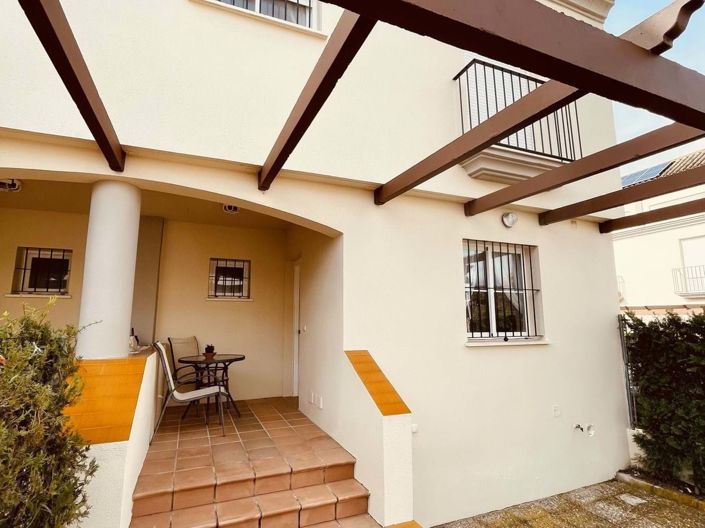 Image No.6-3 Bed Townhouse for sale