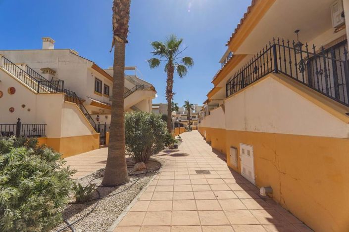 Image No.39-3 Bed Townhouse for sale