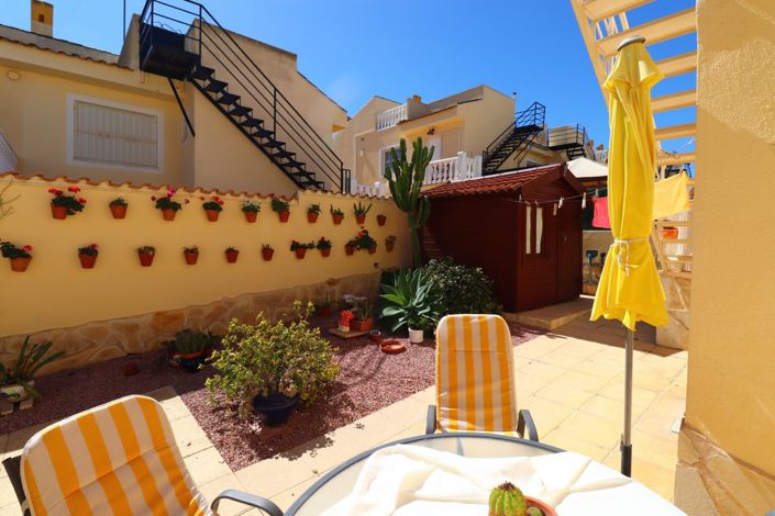 Image No.30-Jumelé de 2 chambres à vendre à Benijofar