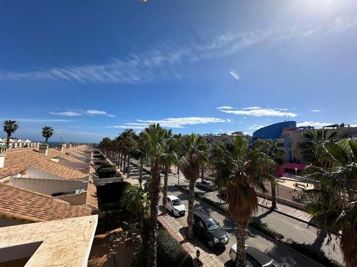 Image No.20-2 Bed Apartment for sale