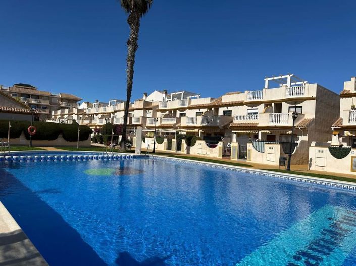 Image No.23-2 Bed Apartment for sale