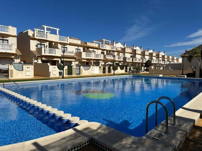 Image No.25-2 Bed Apartment for sale