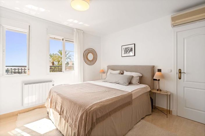 Image No.12-2 Bed Apartment for sale