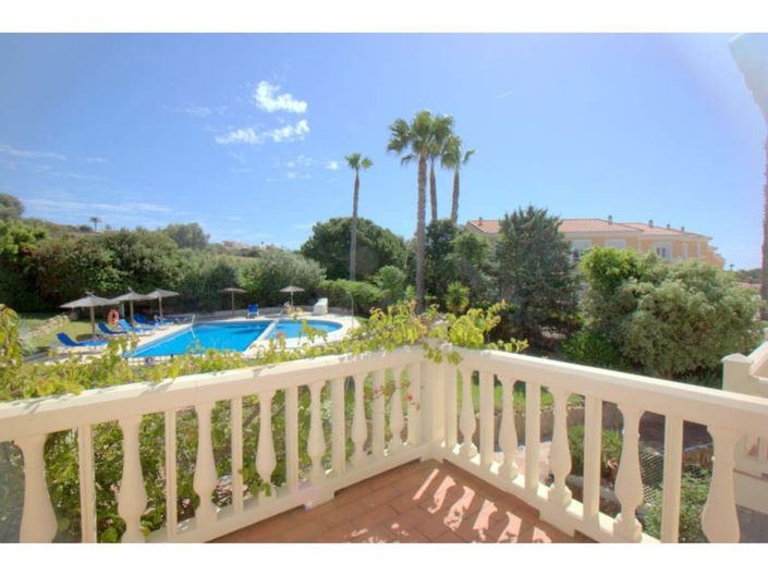 Image No.19-3 Bed Townhouse for sale