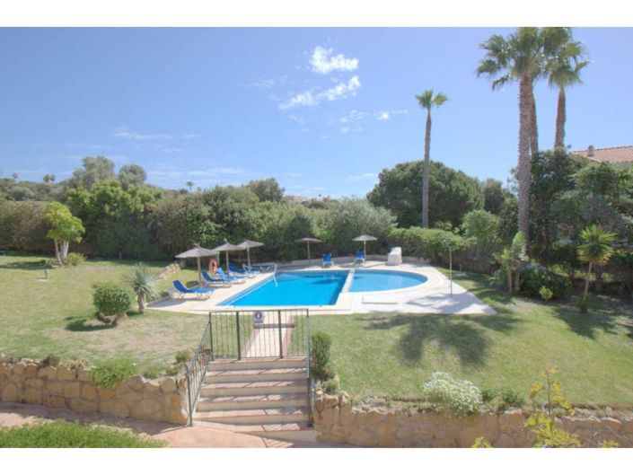 Image No.20-3 Bed Townhouse for sale