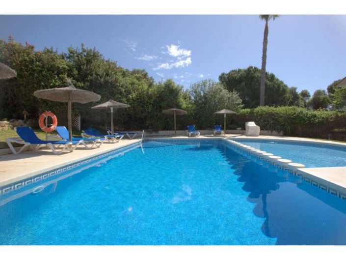 Image No.26-3 Bed Townhouse for sale