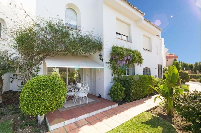 Image No.9-3 Bed Townhouse for sale