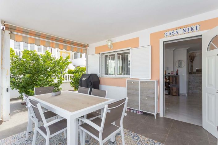 Image No.6-3 Bed Townhouse for sale