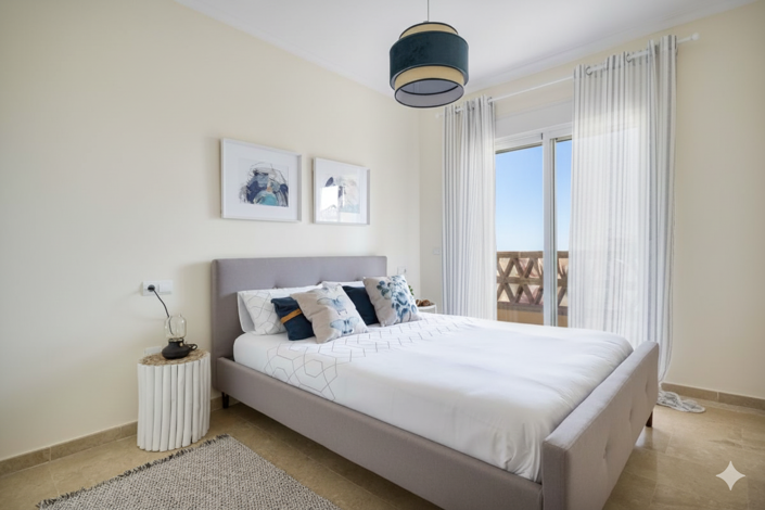 Image No.15-2 Bed Apartment for sale