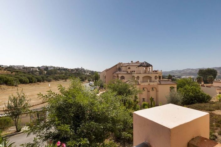 Image No.42-2 Bed Apartment for sale