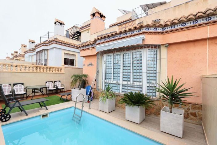 Image No.28-3 Bed Townhouse for sale