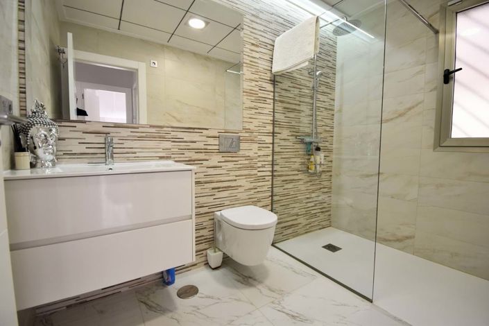 Image No.12-3 Bed Villa for sale