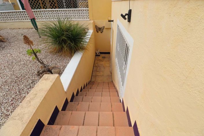 Image No.10-3 Bed Semi-Detached for sale