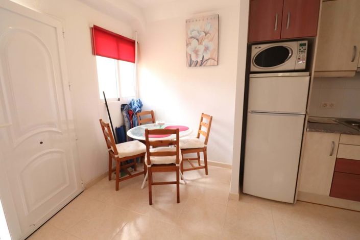 Image No.13-3 Bed Semi-Detached for sale