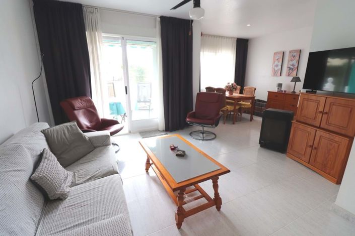 Image No.2-3 Bed Semi-Detached for sale