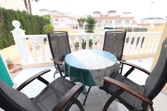 Image No.21-3 Bed Semi-Detached for sale