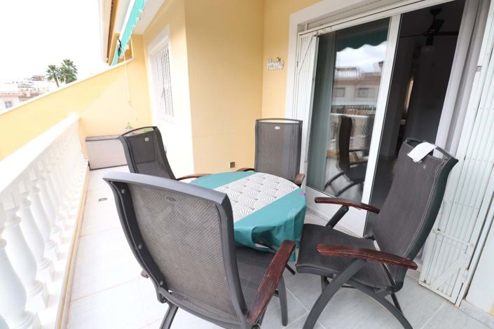 Image No.4-3 Bed Semi-Detached for sale