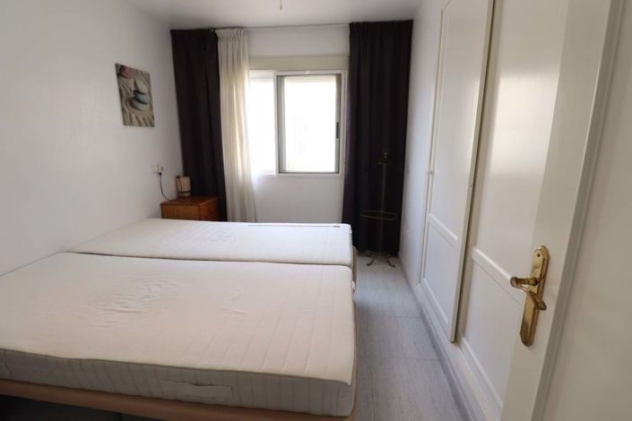 Image No.8-3 Bed Semi-Detached for sale