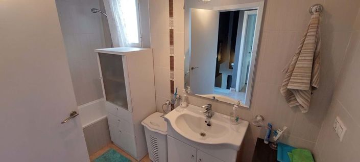 Image No.30-3 Bed Townhouse for sale