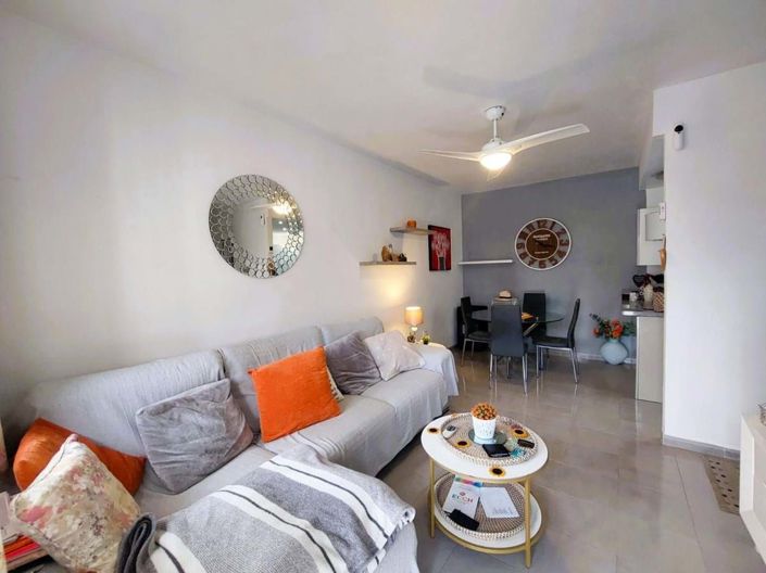 Image No.4-3 Bed Property for sale