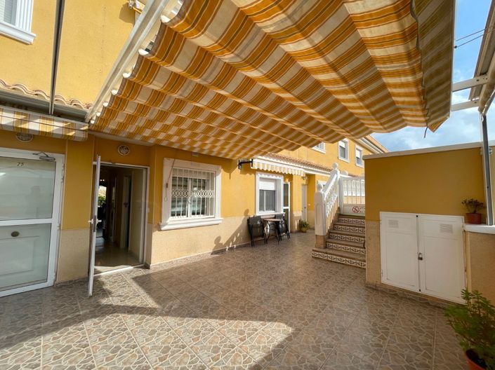 Image No.2-2 Bed Townhouse for sale