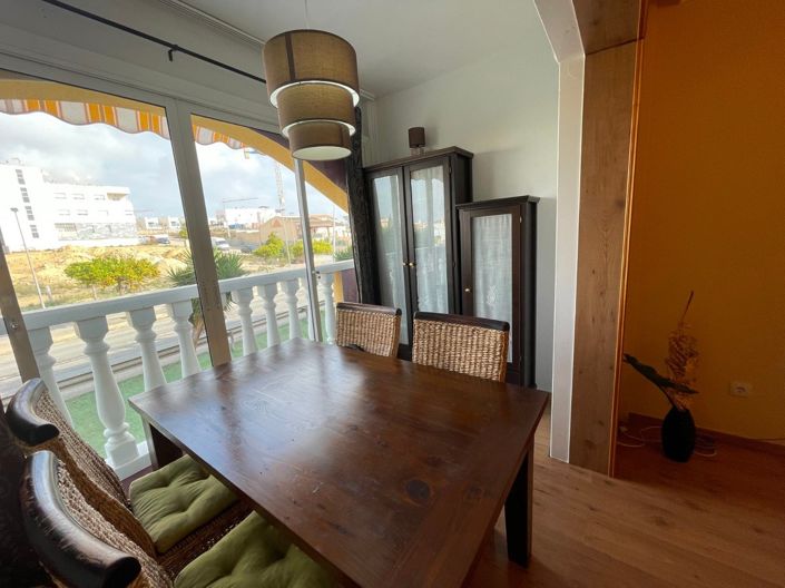 Image No.4-2 Bed Townhouse for sale