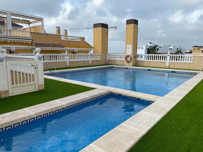 Image No.7-2 Bed Townhouse for sale