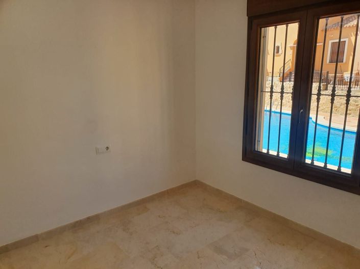 Image No.15-2 Bed Bungalow for sale