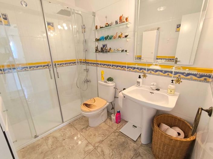 Image No.21-3 Bed Villa for sale