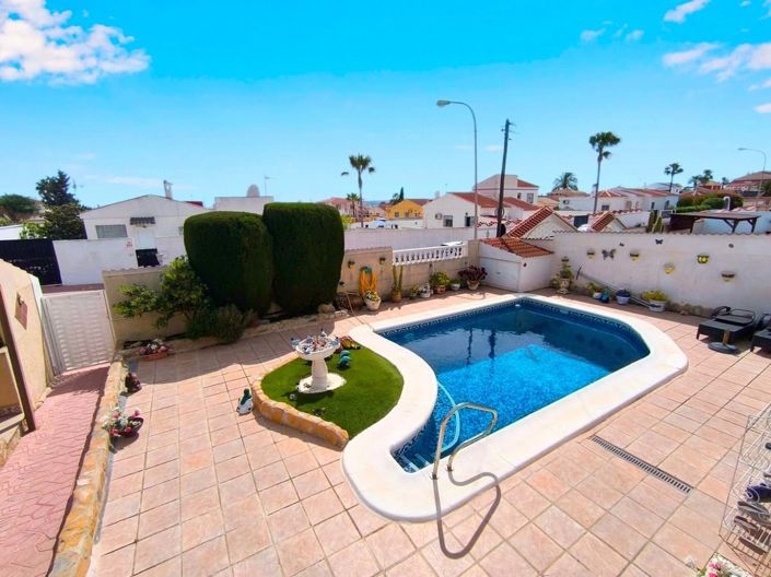 Image No.30-3 Bed Villa for sale