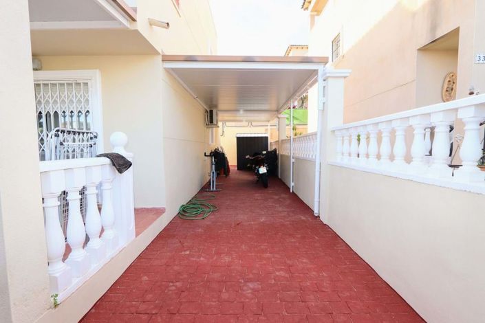 Image No.28-3 Bed Villa for sale