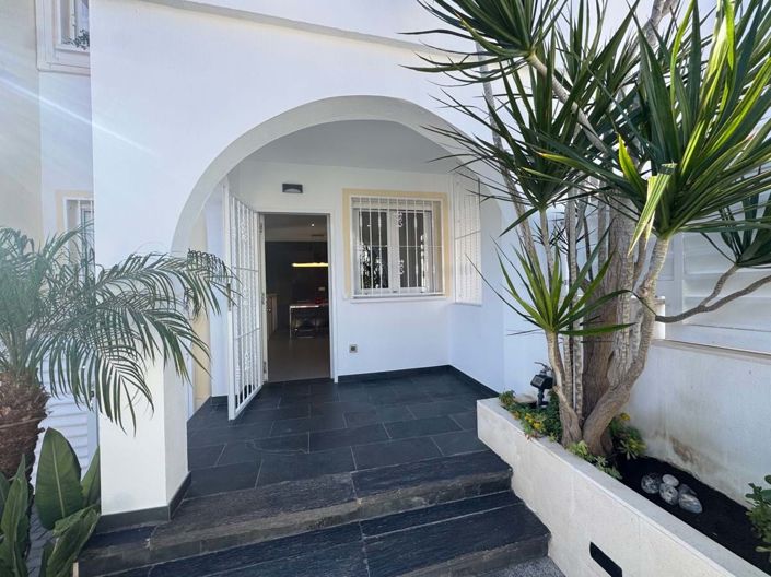 Image No.15-2 Bed Apartment for sale