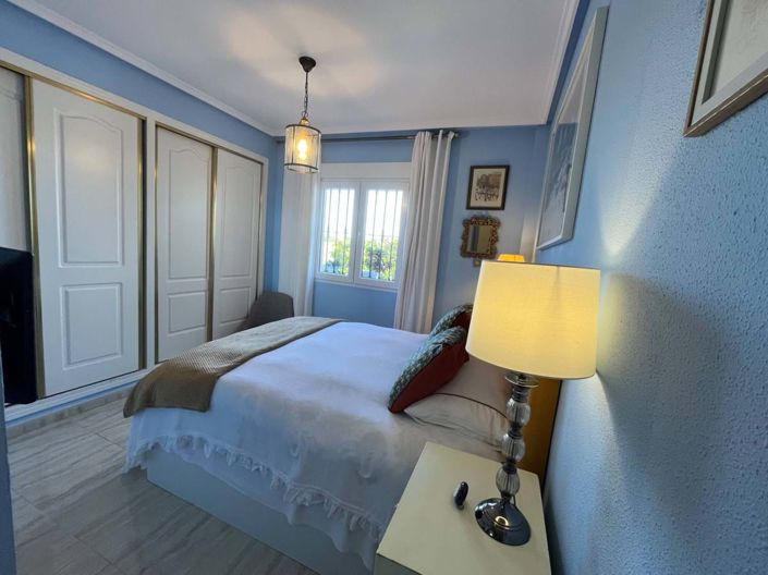 Image No.6-2 Bed Bungalow for sale