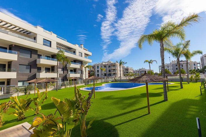Image No.1-3 Bed Penthouse for sale