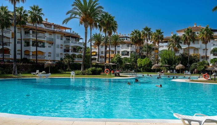 Image No.1-Appartement de 2 chambres à vendre à Marbella