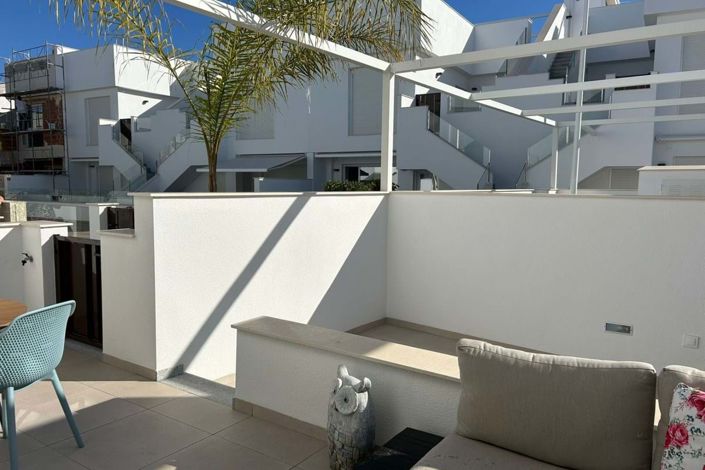 Image No.27-2 Bed Apartment for sale