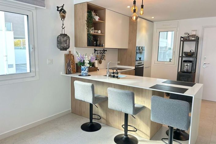 Image No.8-2 Bed Apartment for sale