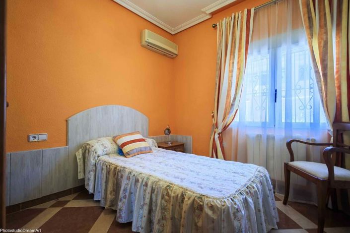 Image No.18-5 Bed Villa for sale