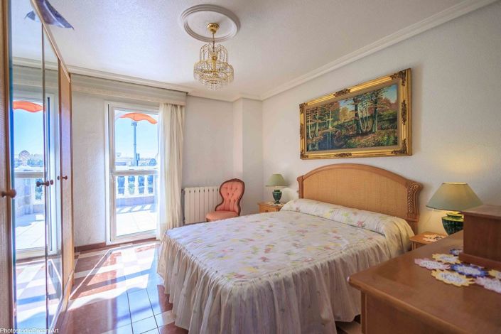 Image No.25-5 Bed Villa for sale