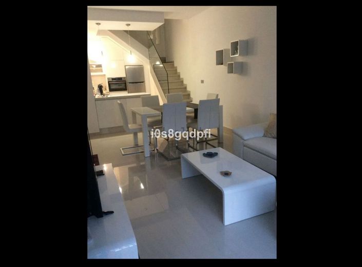 Image No.8-3 Bed Villa for sale