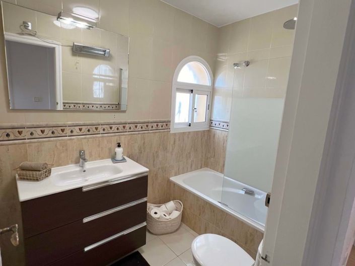 Image No.9-3 Bed Villa for sale