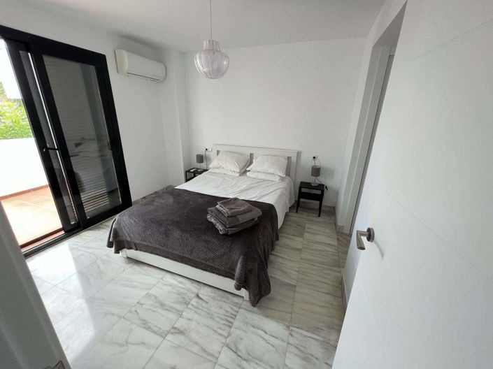 Image No.7-3 Bed Townhouse for sale