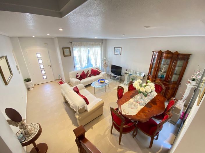 Image No.7-3 Bed Townhouse for sale