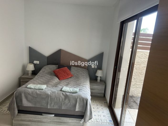 Image No.10-3 Bed Villa for sale